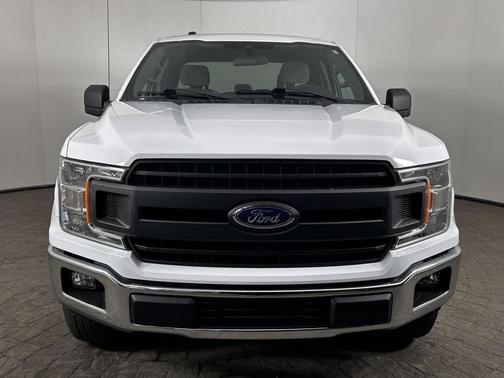 Oxford White 2019 Ford F-150 XL
