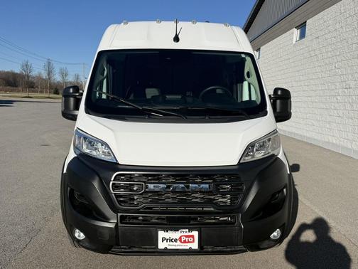 2025 RAM ProMaster 2500 Tradesman