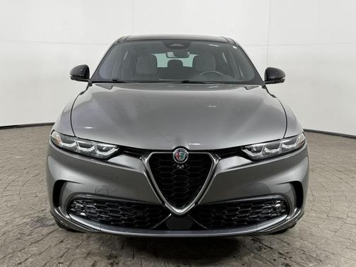 2024 Alfa Romeo Tonale Ti EAWD w/Power Moonroof