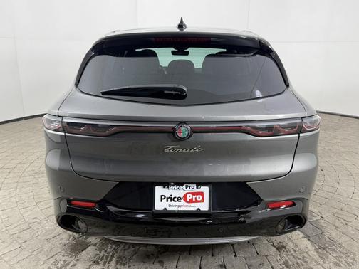 2024 Alfa Romeo Tonale Ti EAWD w/Power Moonroof