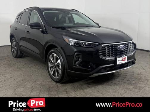 2025 Ford Escape Platinum