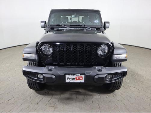 2022 Jeep Gladiator Altitude 4x4