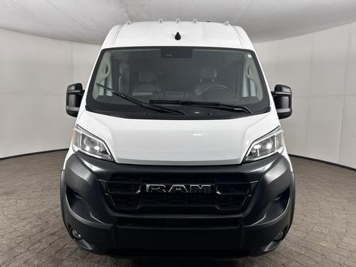 Bright White Clearcoat 2026 RAM ProMaster 2500 Tradesman