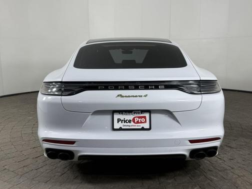 2023 Porsche Panamera 4 E-Hybrid AWD SportDesign Pkg