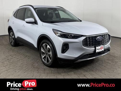 2025 Ford Escape Platinum