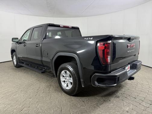Onyx Black 2024 GMC Sierra 1500 Pro