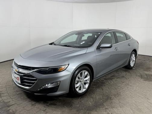 Sterling Grey Metallic 2024 Chevrolet Malibu 4dr Sdn 1LT