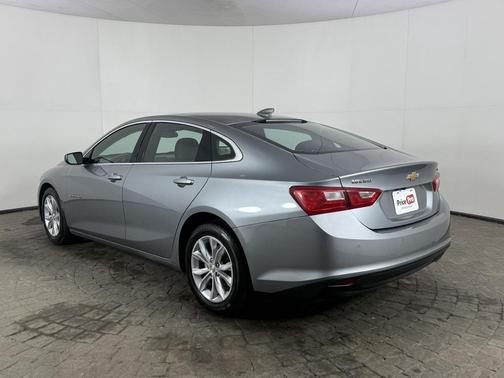 Sterling Grey Metallic 2024 Chevrolet Malibu 4dr Sdn 1LT