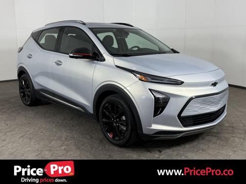 Silver Flare Metallic 2023 Chevrolet Bolt EUV Premier