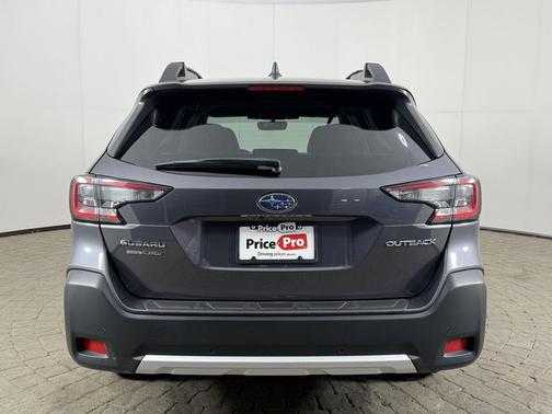 Magnetite Gray Metallic 2025 Subaru Outback Limited