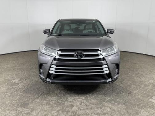 2019 Toyota Highlander LE Plus