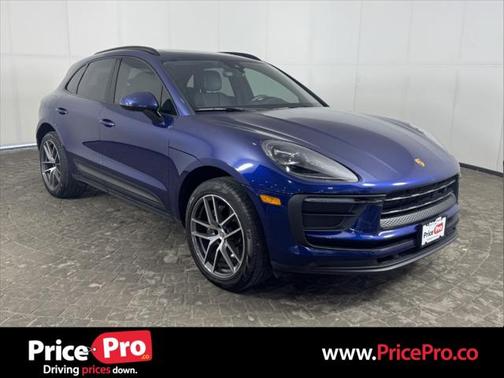 2022 Porsche Macan Base