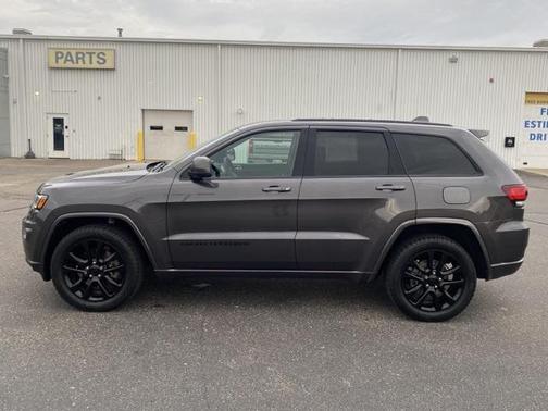2021 Jeep Grand Cherokee Laredo