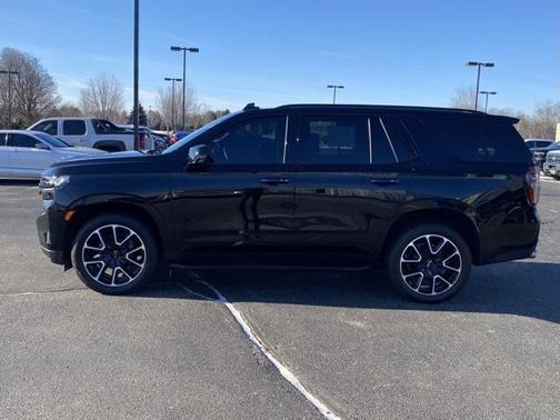 2023 Chevrolet Tahoe 4WD RST