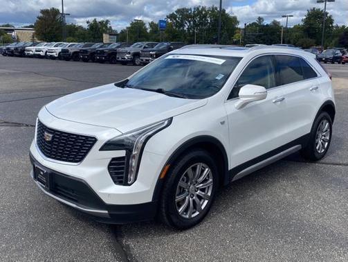 2021 Cadillac XT4 Premium Luxury