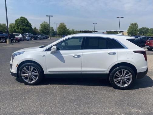 2023 Cadillac XT5 Premium Luxury