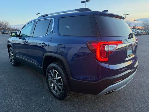 2023 GMC Acadia FWD SLE