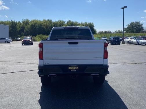 2020 Chevrolet Silverado 1500 Custom Trail Boss