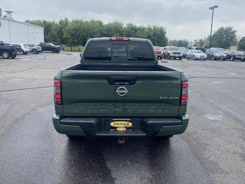 2022 Nissan Frontier SV