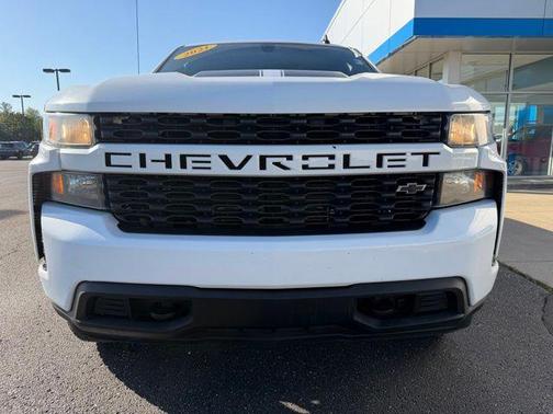 Summit White 2021 Chevrolet Silverado 1500 Custom
