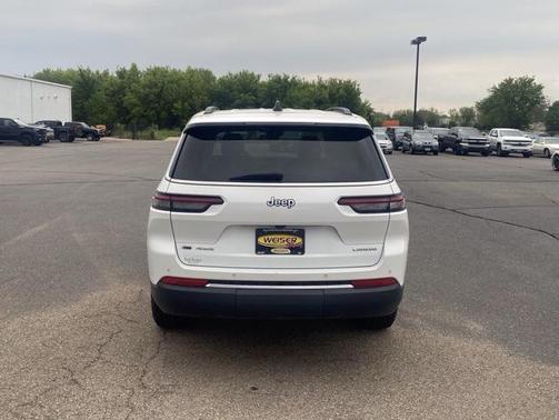 2021 Jeep Grand Cherokee L Laredo