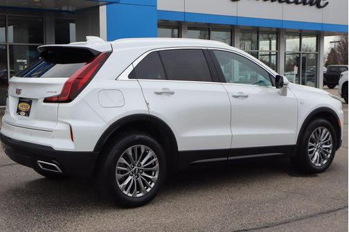 2025 Cadillac XT4 Premium Luxury