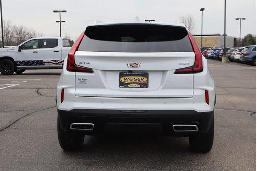 2025 Cadillac XT4 Premium Luxury