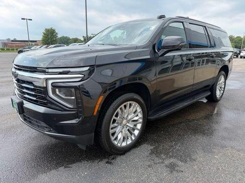 Black 2025 Chevrolet Suburban LT