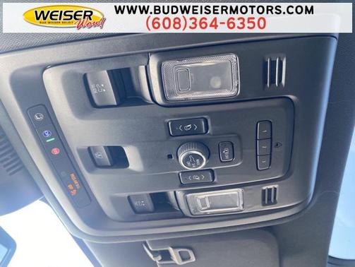 2023 Chevrolet Tahoe 4WD RST