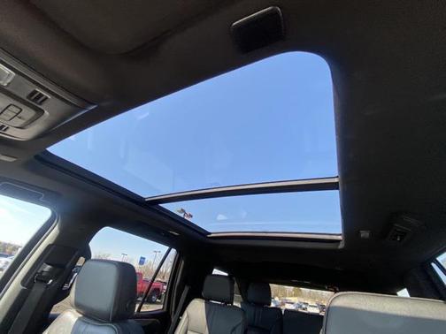 2023 Chevrolet Tahoe 4WD RST