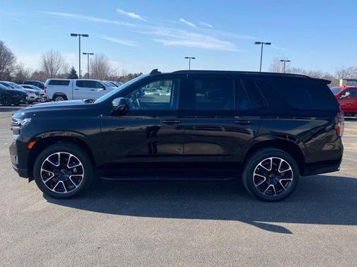 2023 Chevrolet Tahoe 4WD RST