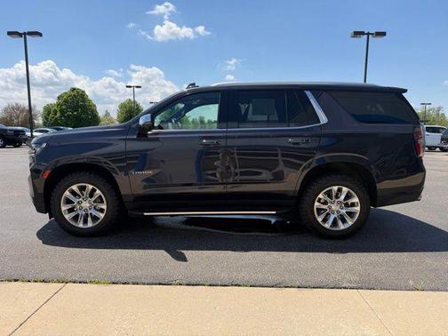 Dark Ash Metallic 2023 Chevrolet Tahoe Premier