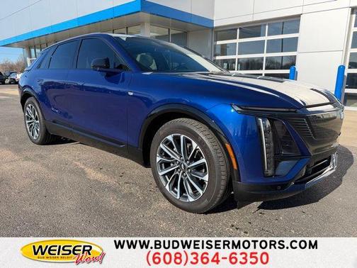 2024 Cadillac LYRIQ Sport