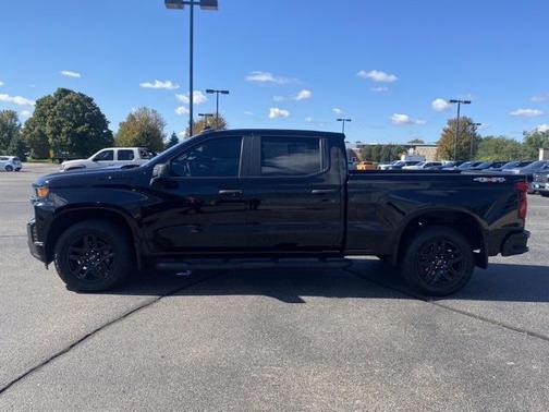 2022 Chevrolet Silverado 1500 Custom