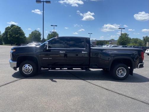 2022 Chevrolet Silverado 3500 LTZ