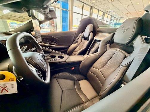 2026 Chevrolet Corvette Stingray w/3LT