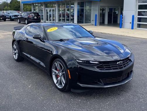 2023 Chevrolet Camaro RWD Coupe LT1