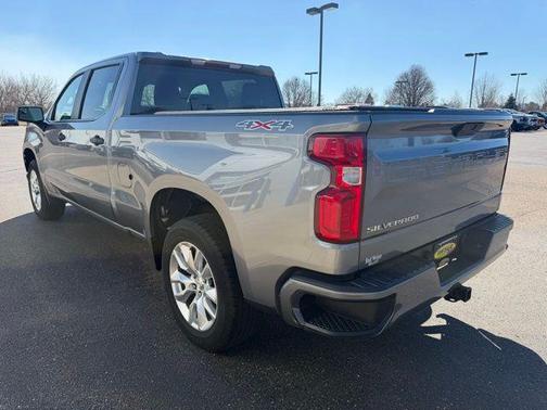 2020 Chevrolet Silverado 1500 Custom