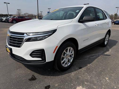 Summit White 2022 Chevrolet Equinox LS
