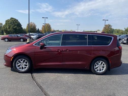 2017 Chrysler Pacifica Touring