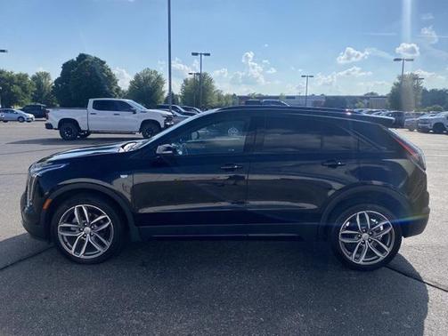2023 Cadillac XT4 Sport