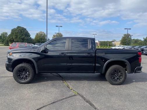 2024 Chevrolet Silverado 1500 ZR2