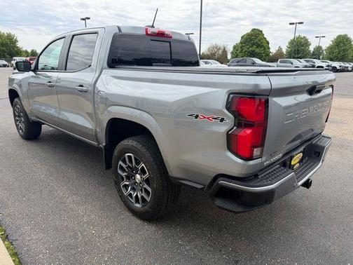 Sterling Gray Metallic 2024 Chevrolet Colorado LT