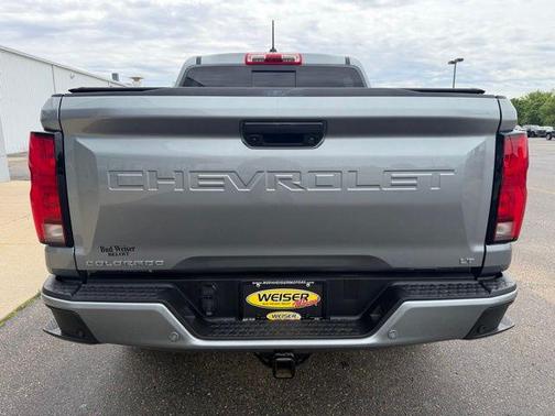 Sterling Gray Metallic 2024 Chevrolet Colorado LT