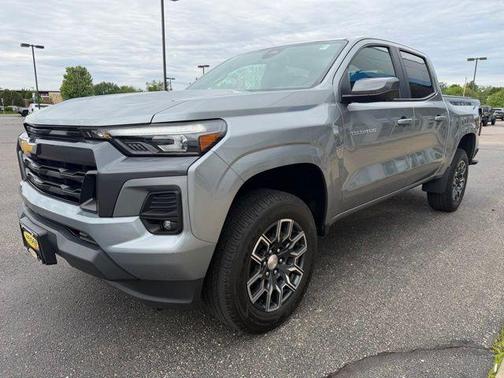 Sterling Gray Metallic 2024 Chevrolet Colorado LT