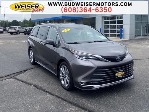 2021 Toyota Sienna Limited 7-Passenger