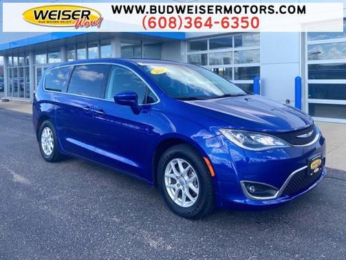 2020 Chrysler Pacifica Touring