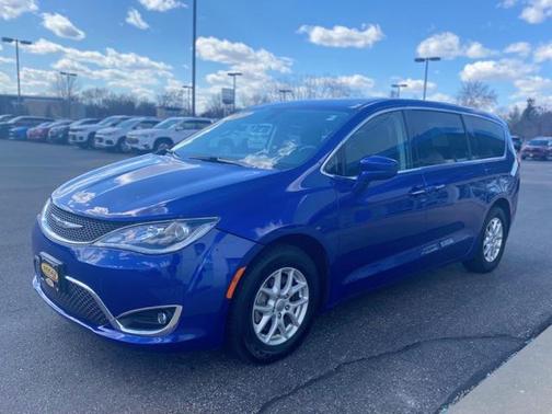 2020 Chrysler Pacifica Touring