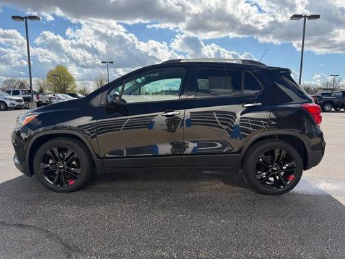 Mosaic Black Metallic 2018 Chevrolet Trax LT