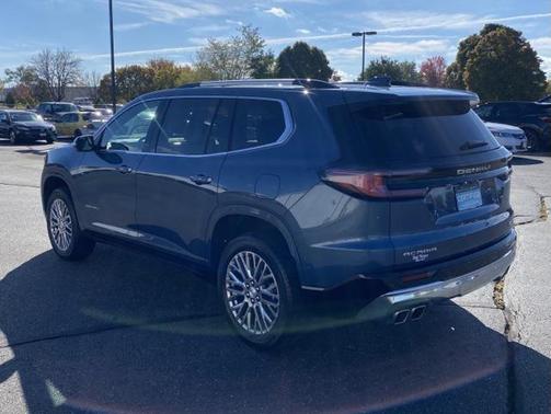 2025 GMC Acadia Denali